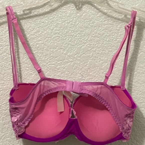 Pink by Victorias Secret padded underwire bra - Picture 5 of 5
